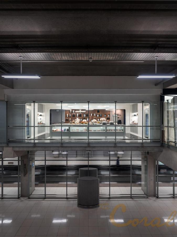The Coral Finest Business Class And First Class Lounge Concourse D- Airport Lounge Service - International Transit Area - 6 Hours Stay Samut Prakan Εξωτερικό φωτογραφία